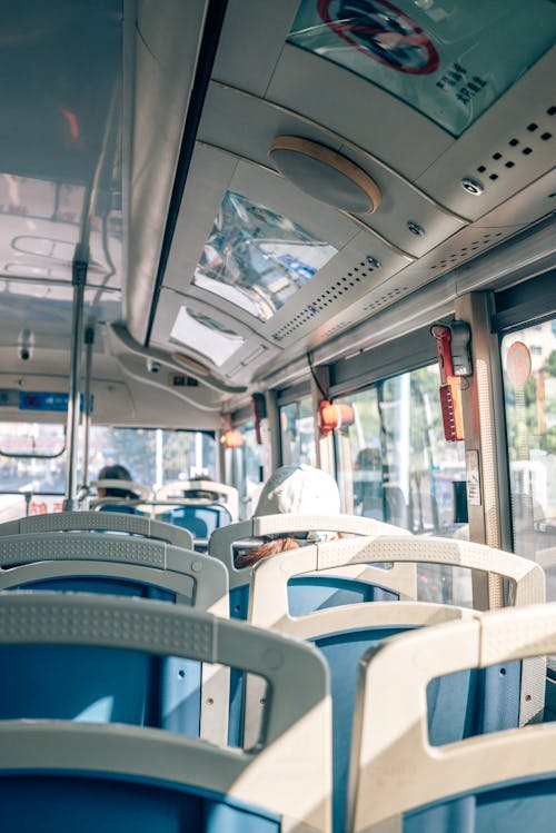 Widok z okna autobusu miejskiego